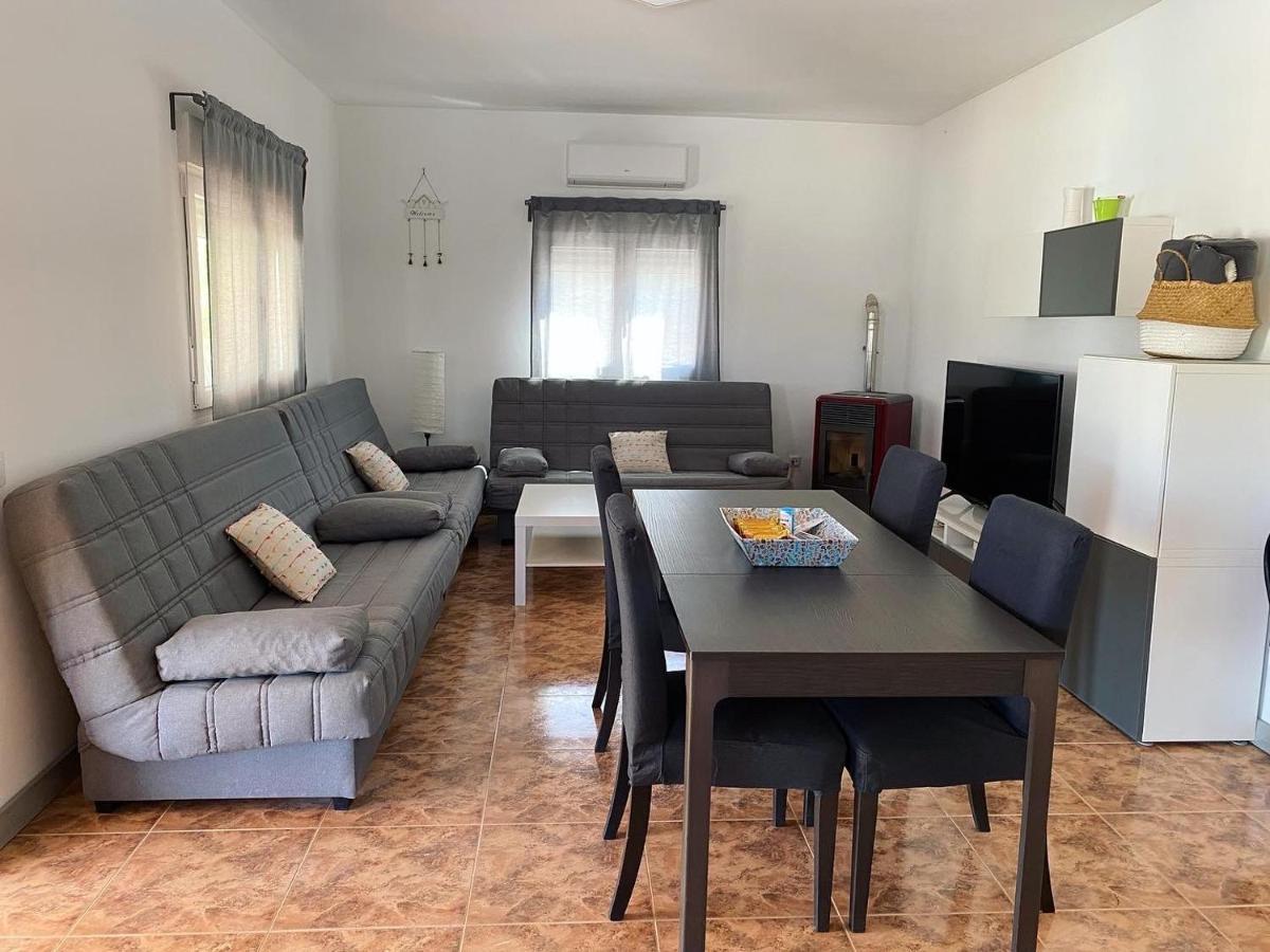 Casa Con Piscina, Villa Alarilla Fuentiduena de Tajo Dış mekan fotoğraf