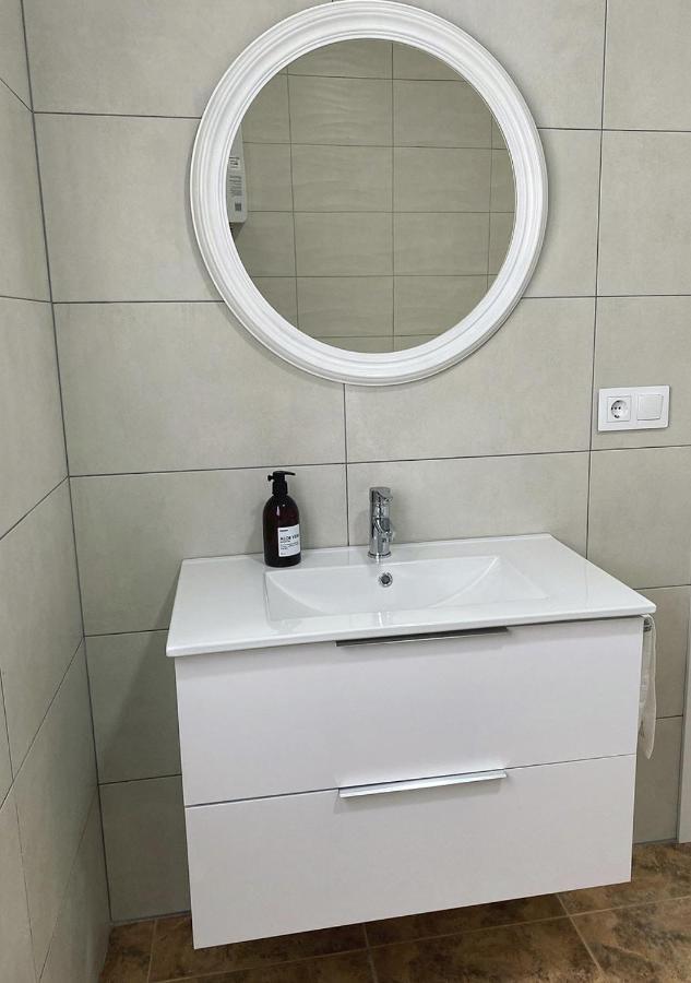 Casa Con Piscina, Villa Alarilla Fuentiduena de Tajo Dış mekan fotoğraf